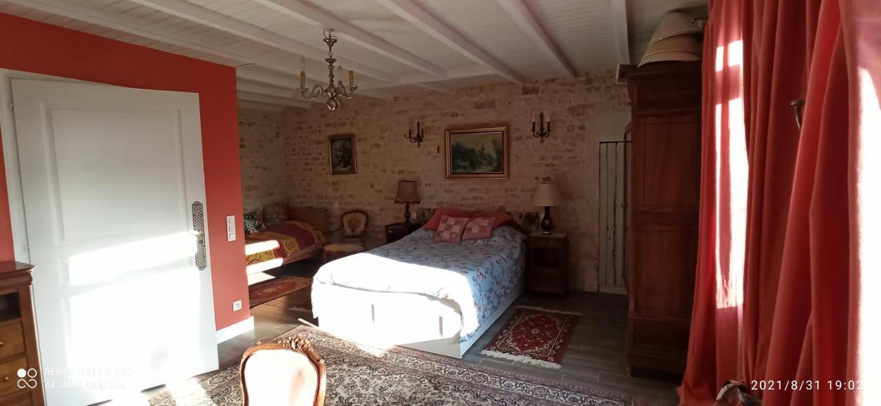 Bed and Breakfast Chez Marek Et Urszula Le Langon Exteriér fotografie